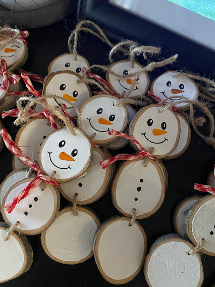 Snowman/Snowwoman Ornament